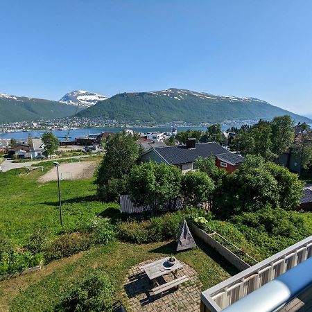 Sea & Mountain View Apartment Tromso Bagian luar foto